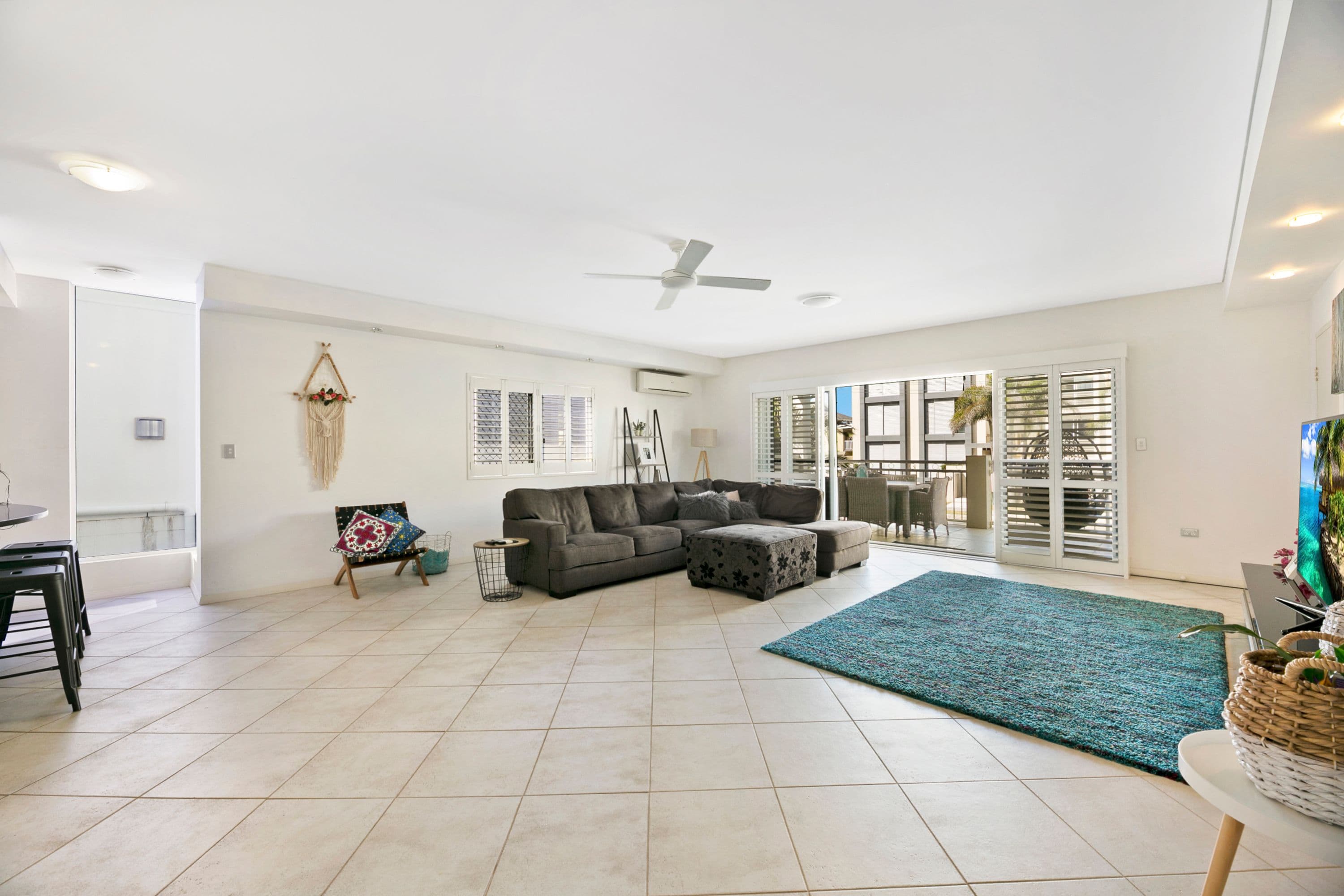 108 Albatross Avenue, Mermaid Beach QLD 4218, Mermaid Beach - Thumbnail 3