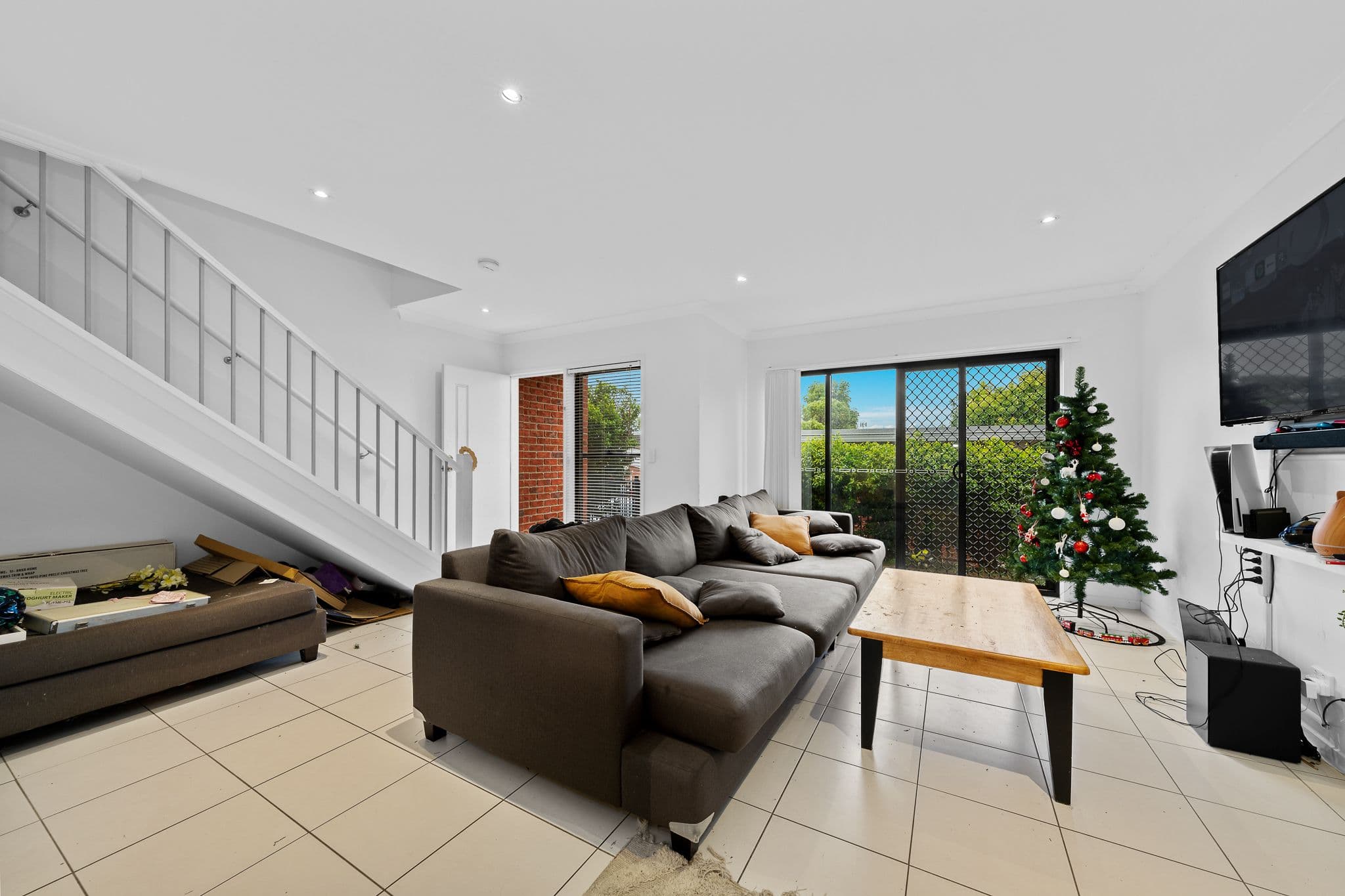 33 Pyrite Street, Pimpama QLD 4209, Pimpama - Thumbnail 2