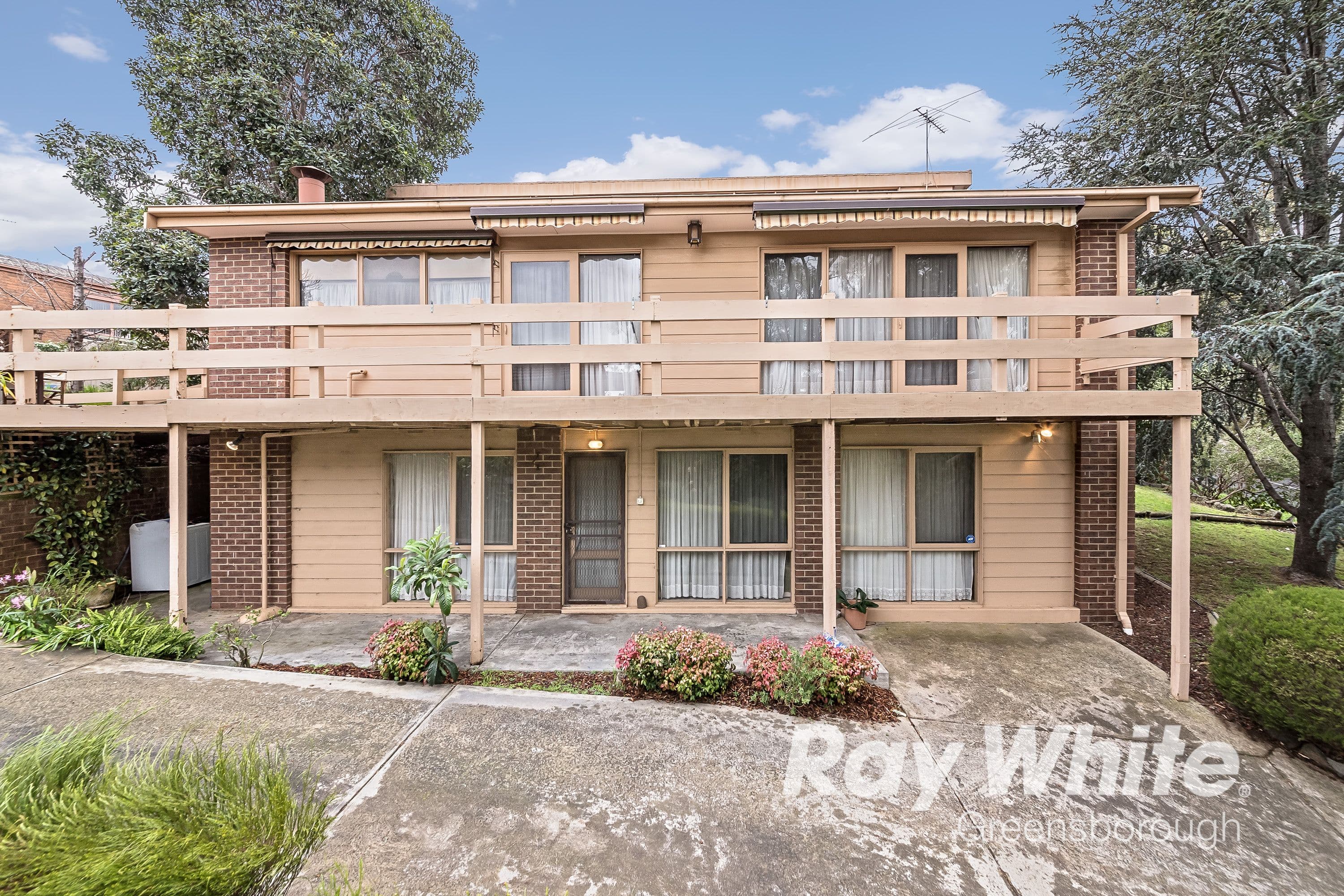 16 Doowi Court, Greensborough VIC 3088, Greensborough - Thumbnail 2