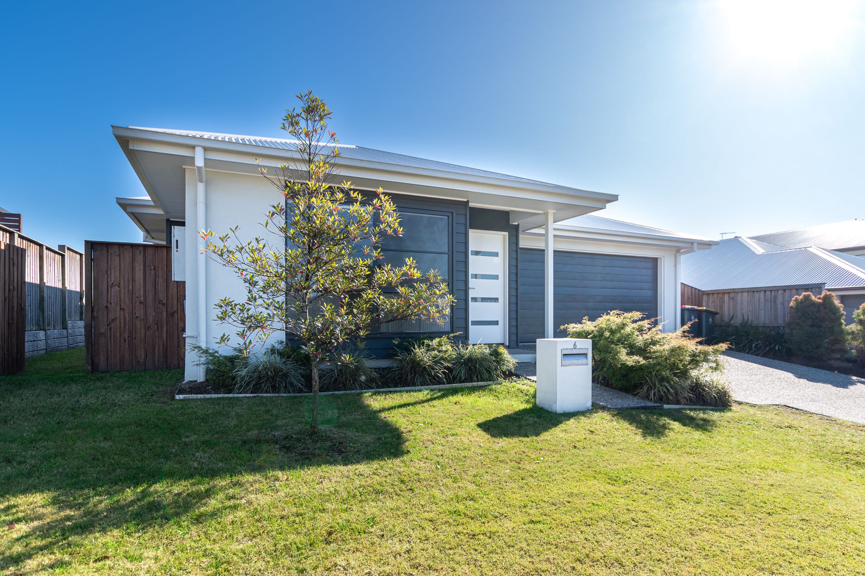 6 Taunton Circuit, Upper Kedron QLD 4055, Upper Kedron - Thumbnail 2