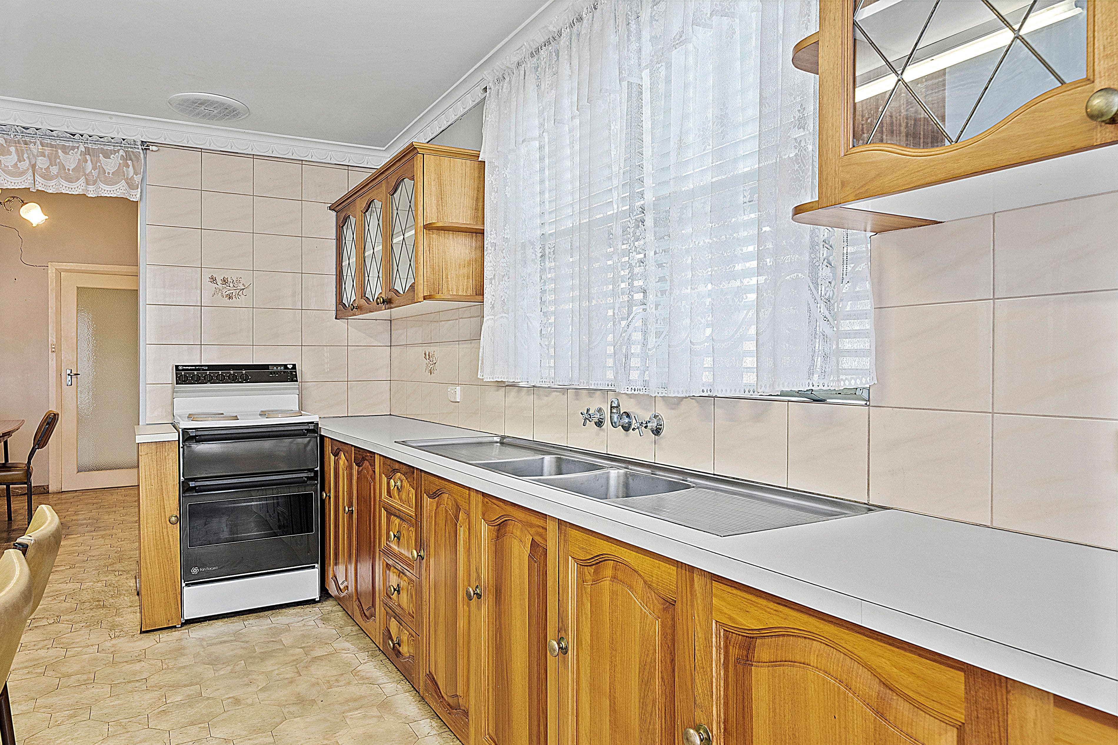 12 Brooker Avenue, Campbelltown SA 5074, Campbelltown - Thumbnail 4