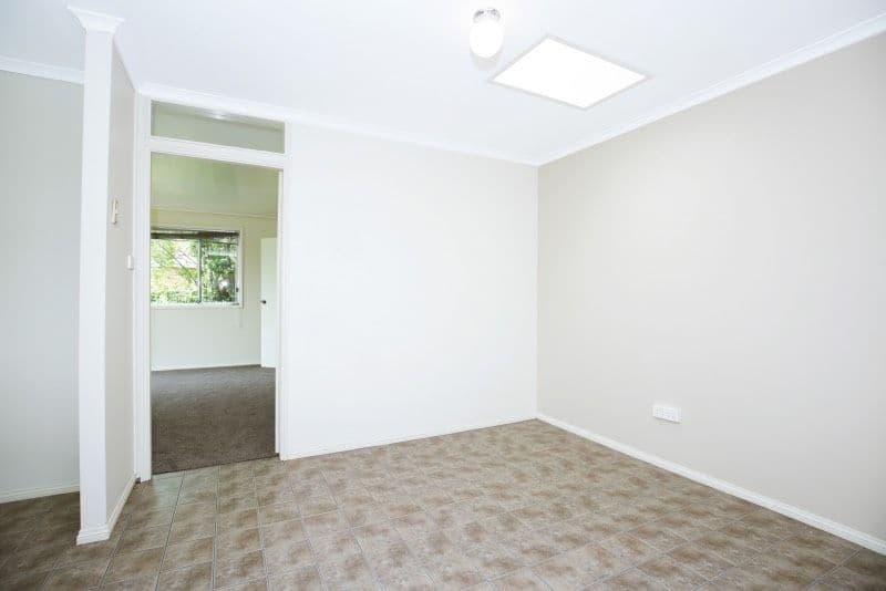 8 Elderberry Avenue, Worrigee - Thumbnail 5