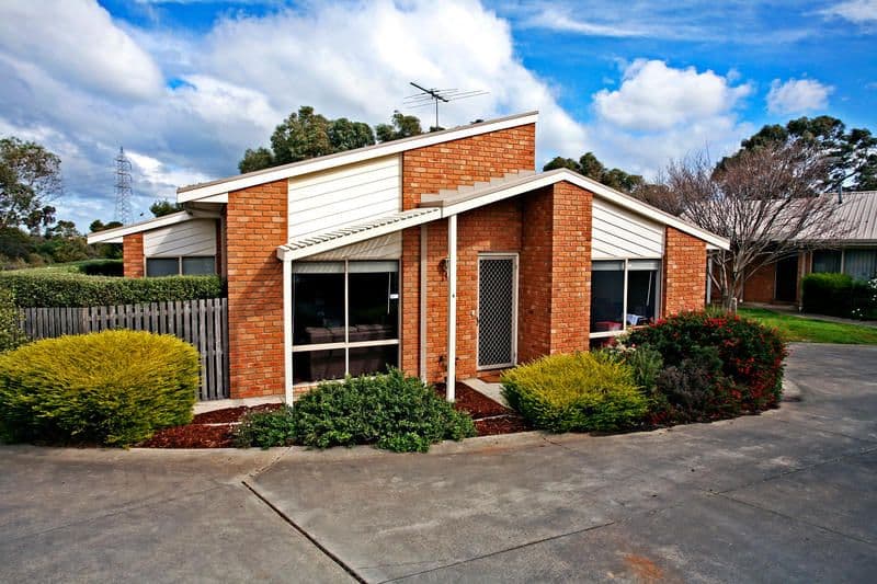3 Augustine Drive, HIGHTON VIC 3216, Highton - Image 1