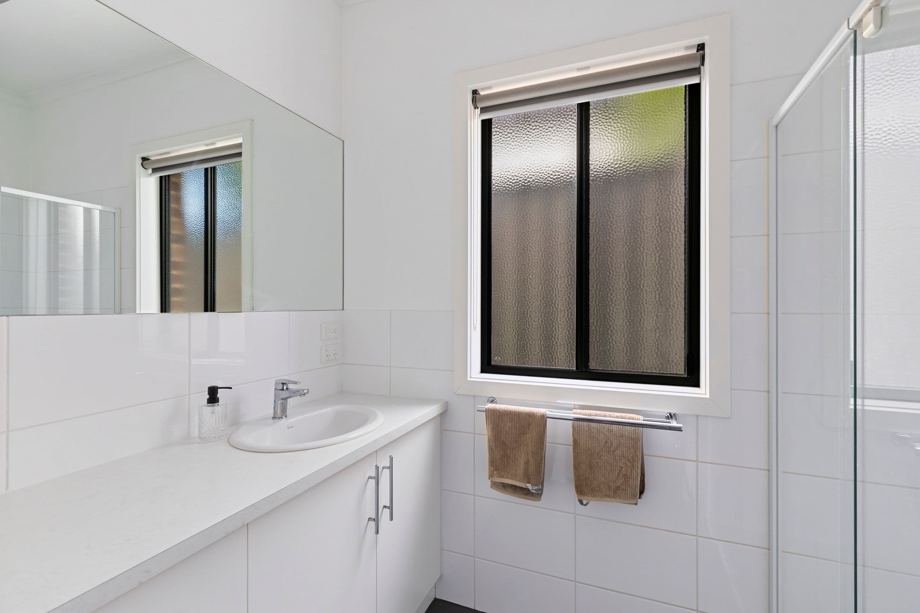 8 President Street, Seymour VIC 3660, Seymour - Thumbnail 7