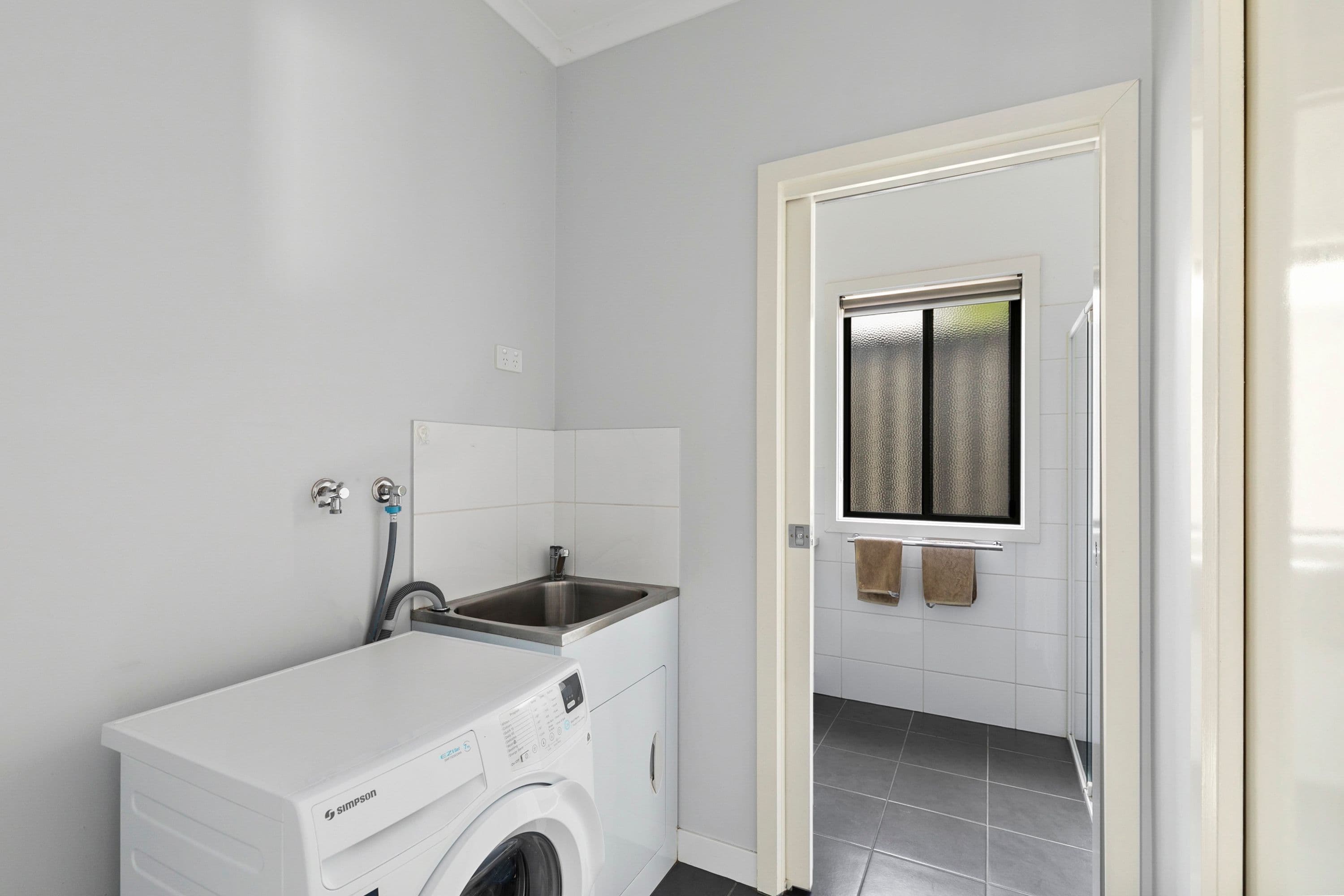 8 President Street, Seymour VIC 3660, Seymour - Thumbnail 8