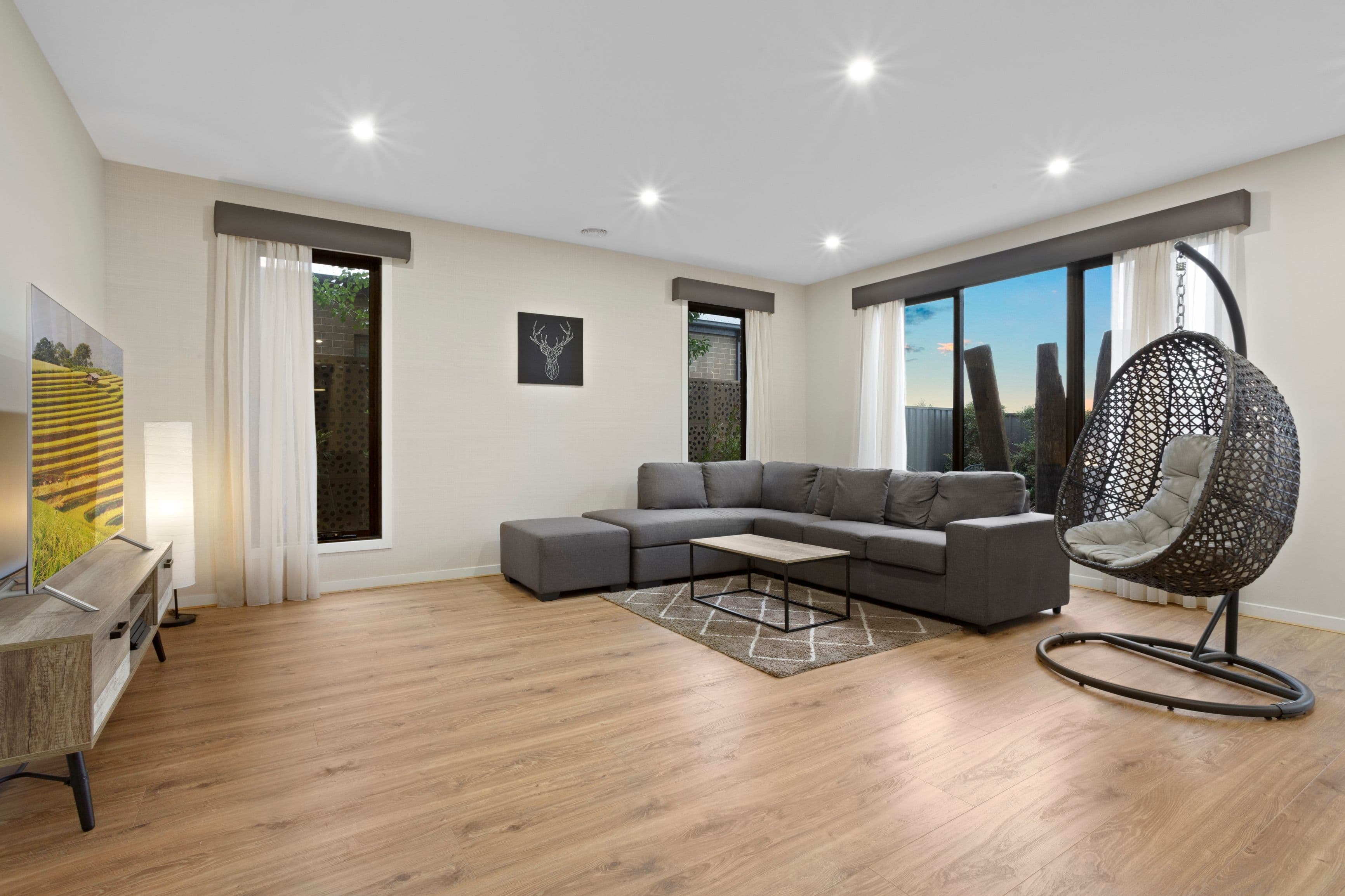 18 Stradling Rise, Mernda VIC 3754, Mernda - Thumbnail 3