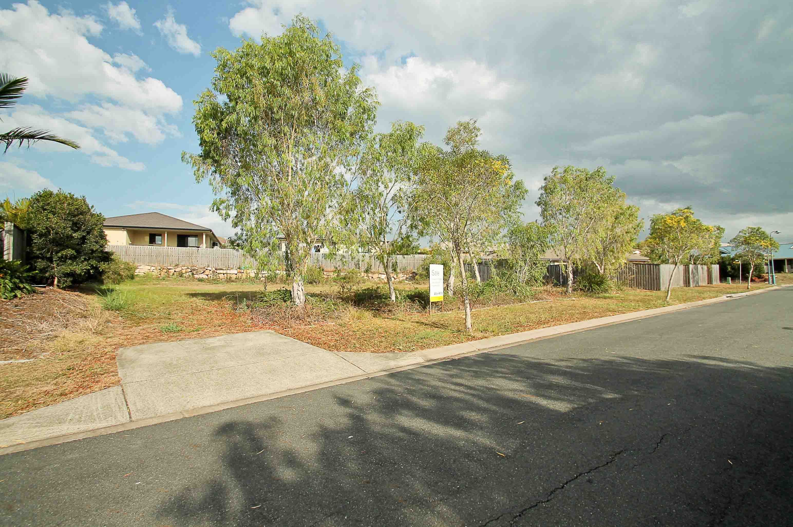 24 Holterman Crescent, REDBANK PLAINS QLD 4301, Redbank Plains - Thumbnail 7