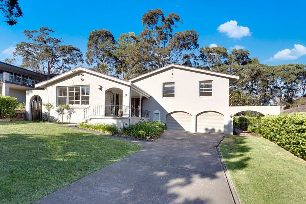 5 Gilliana Place, Frenchs Forest - Image 1