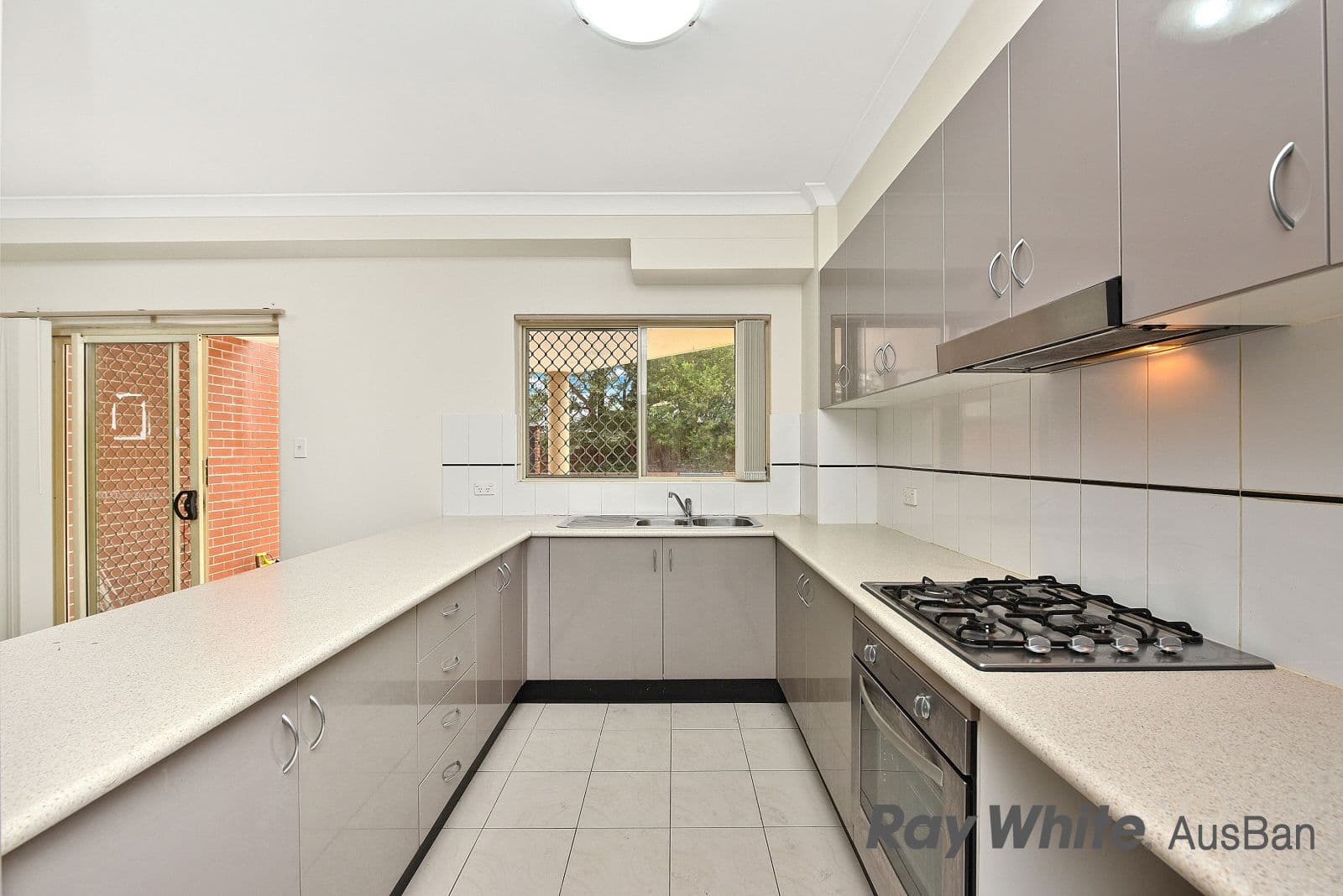 74-76 Hampden Road, Lakemba NSW 2195, Lakemba - Thumbnail 4
