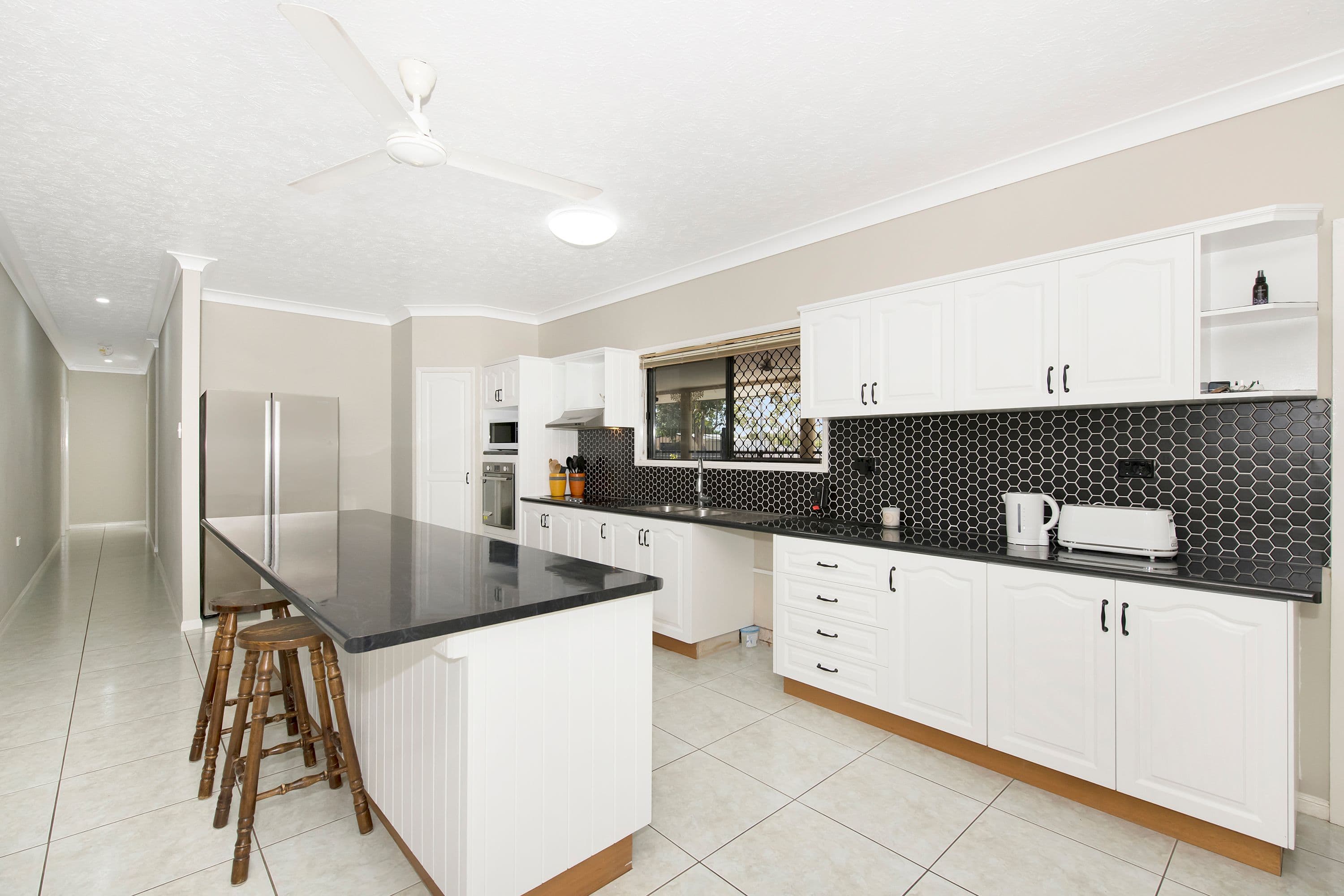 14 Newell Court, Mount Low QLD 4818, Mount Low - Thumbnail 4