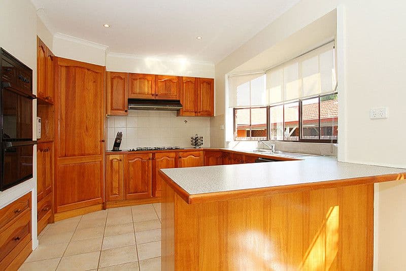 26 Appletree Drive, MILL PARK VIC 3082, Mill Park - Thumbnail 2