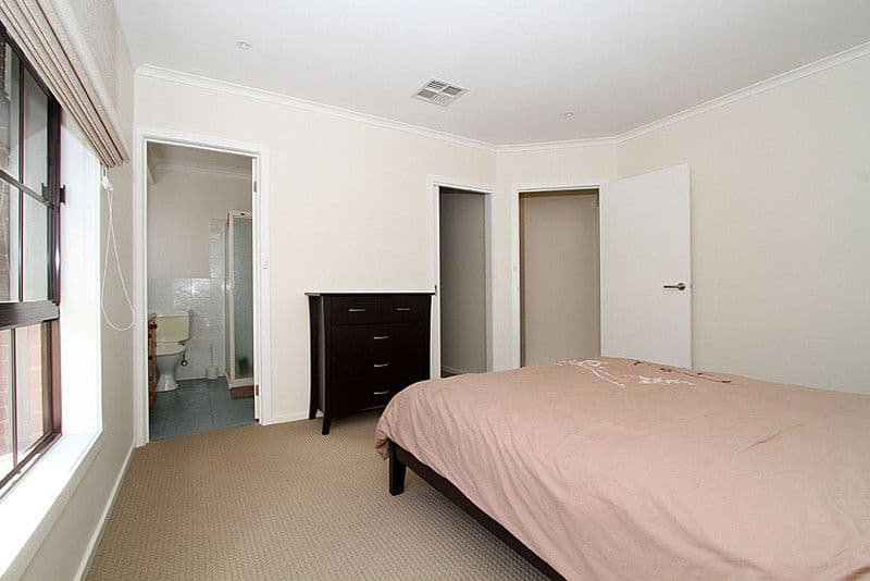 26 Appletree Drive, MILL PARK VIC 3082, Mill Park - Thumbnail 6