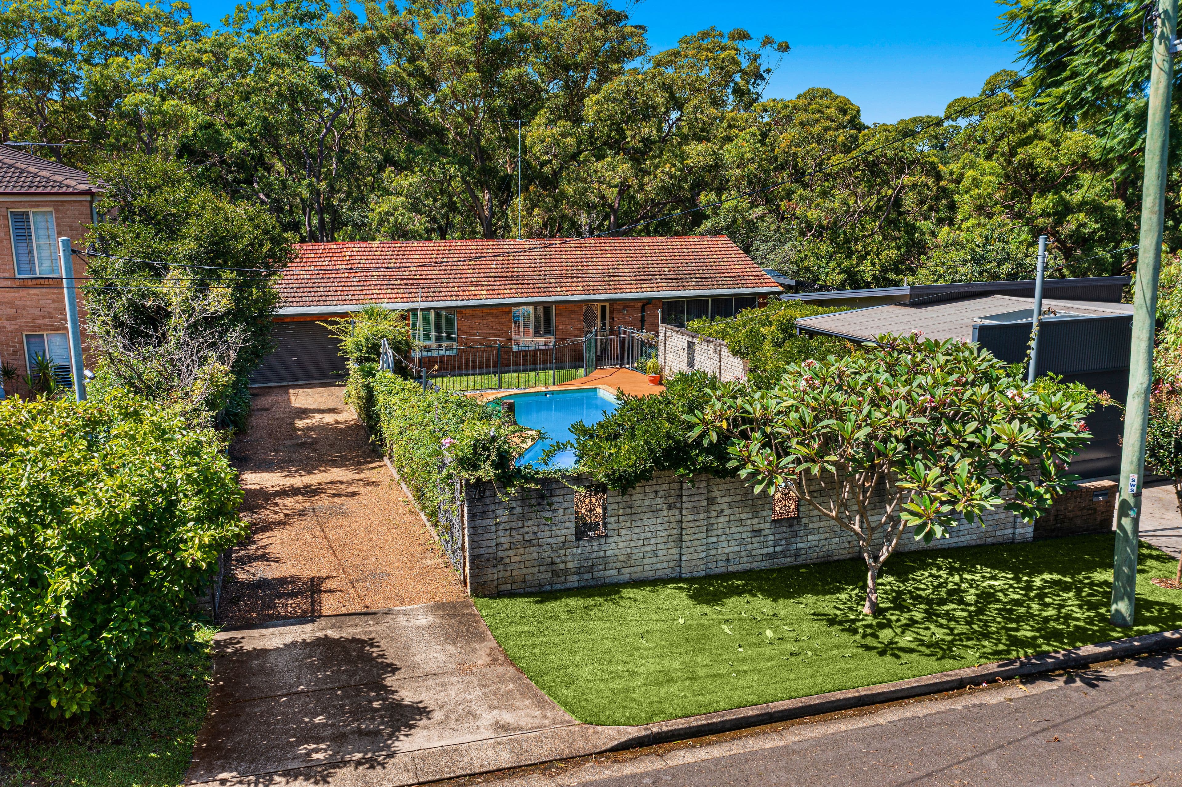 70 Johnstone Street, Peakhurst NSW 2210, Peakhurst - Thumbnail 3