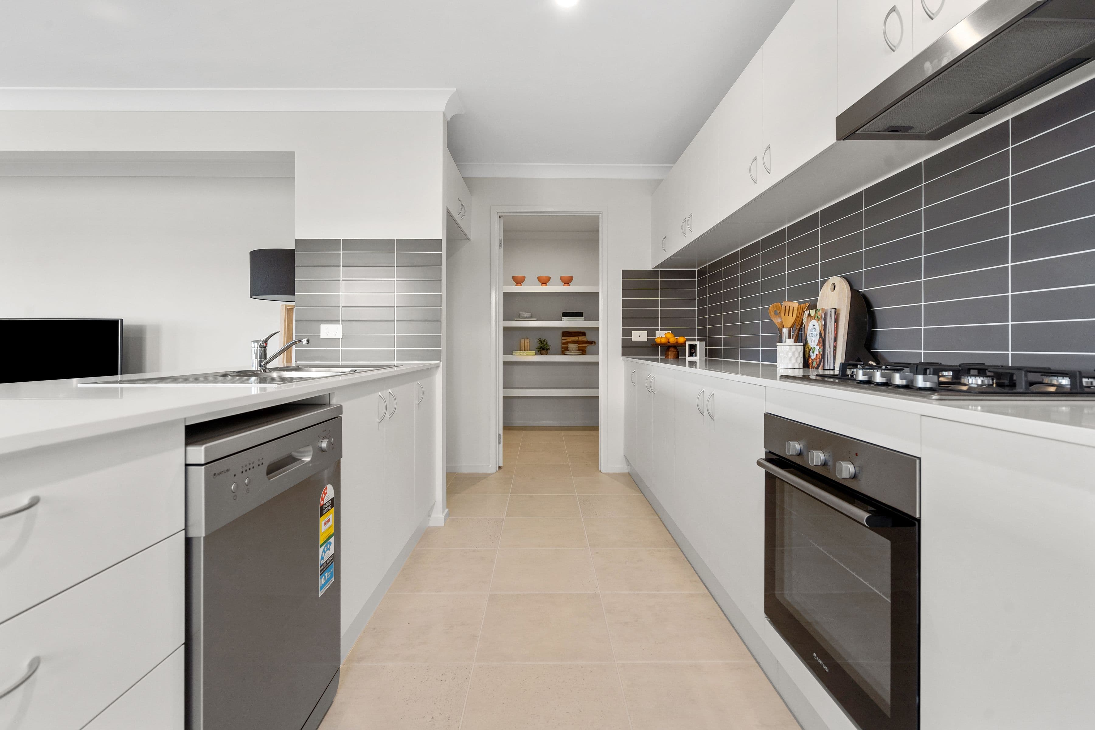 4 Watson Road, Morisset NSW 2264, Morisset - Thumbnail 5