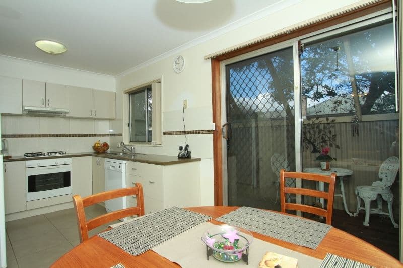 32 Wright Street, HEATHCOTE VIC 3523, Heathcote - Thumbnail 2