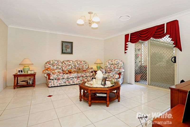 19 Thorne Avenue, Pendle Hill NSW 2145, Pendle Hill - Thumbnail 5