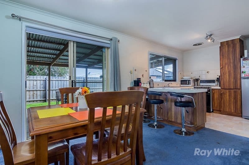 13 Lorraine Court, PAKENHAM VIC 3810, Pakenham - Thumbnail 4