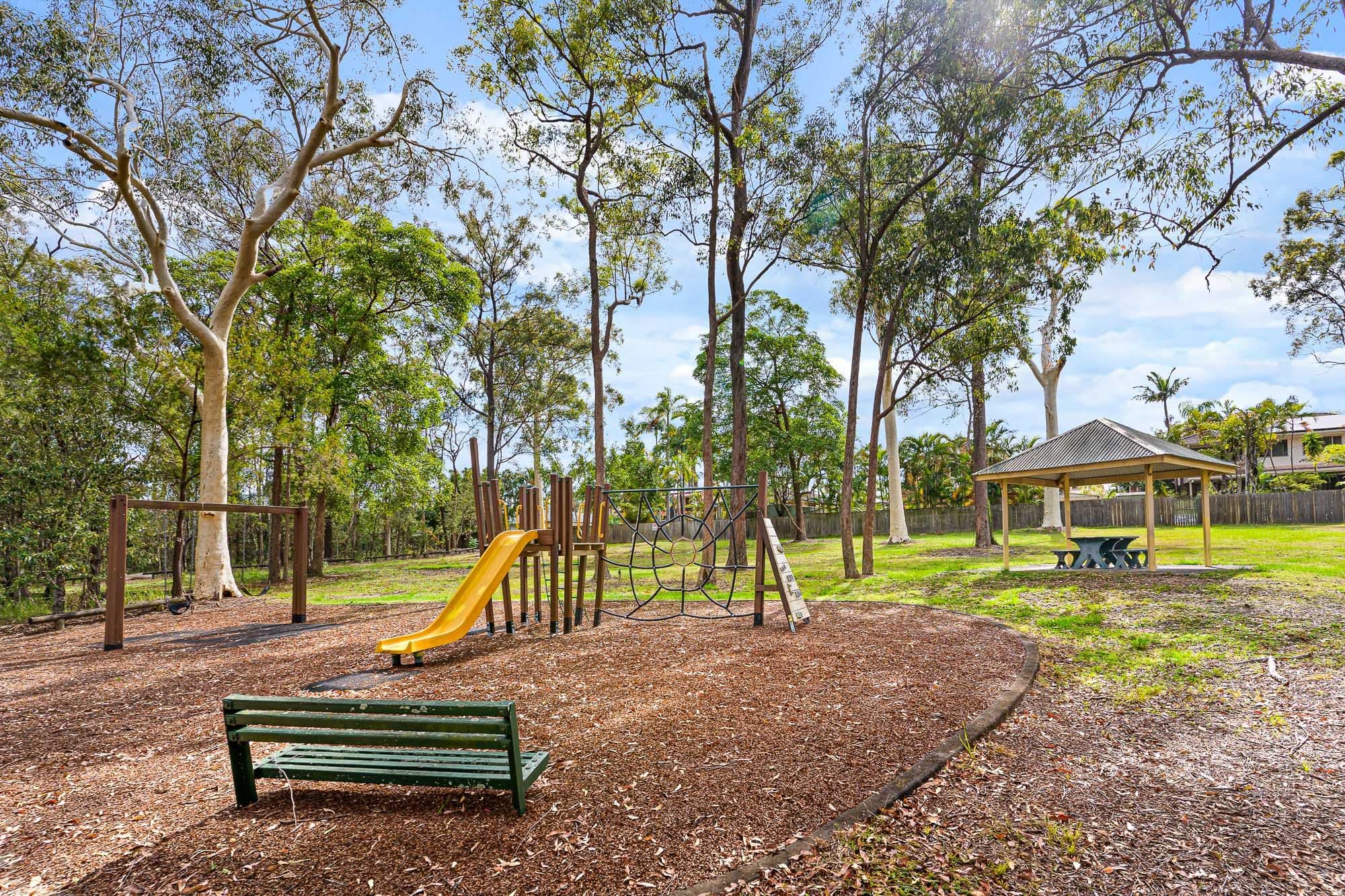 4 Pinecroft Close, Calamvale QLD 4116, Calamvale - Thumbnail 5
