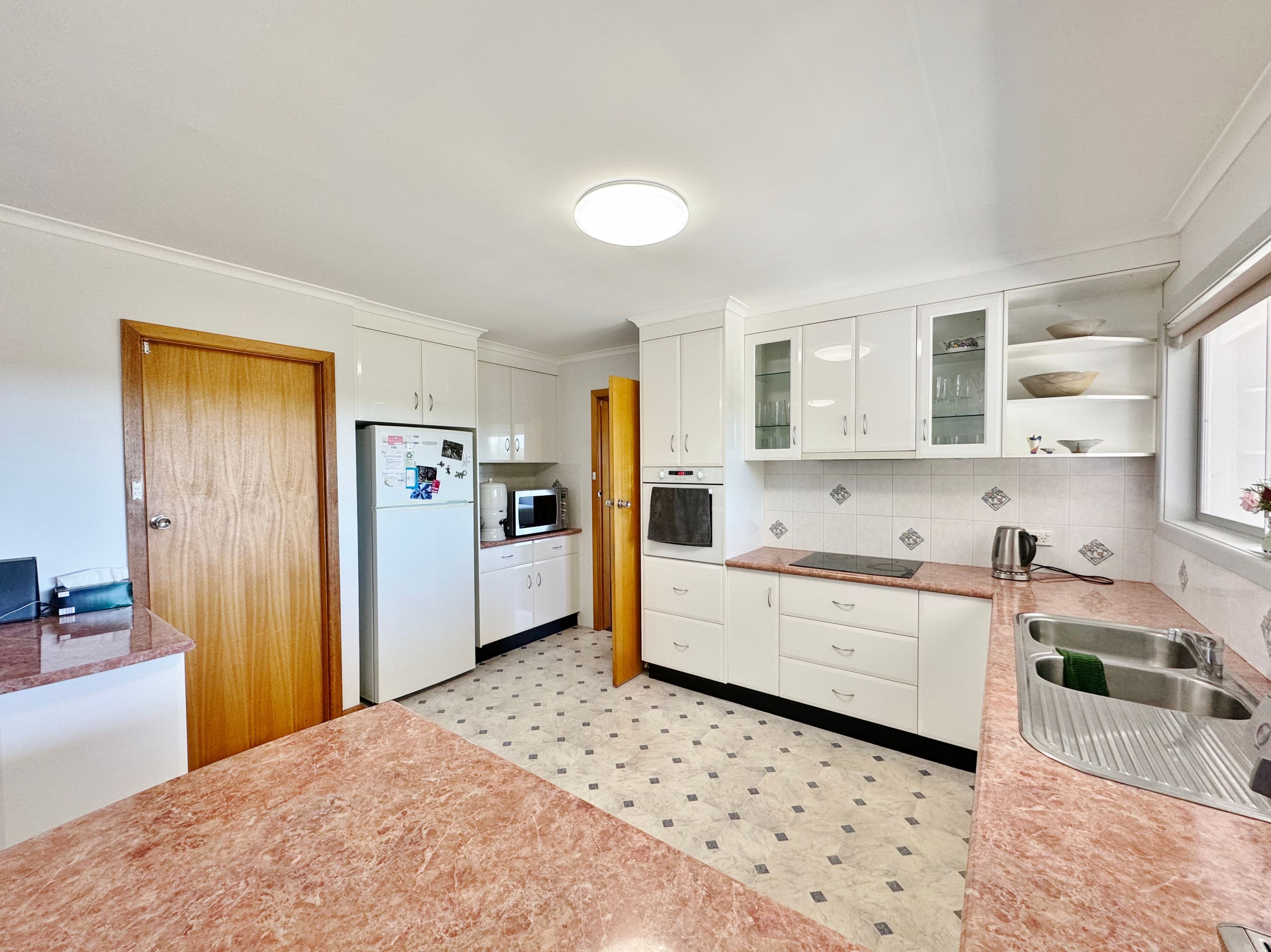 10 Back Creek Road, Young NSW 2594, Young - Thumbnail 4