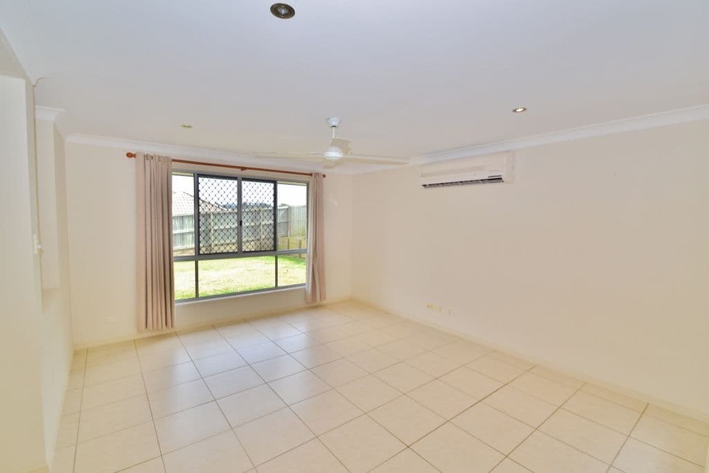 19 Greenview Avenue, Beerwah QLD 4519, Beerwah - Thumbnail 4