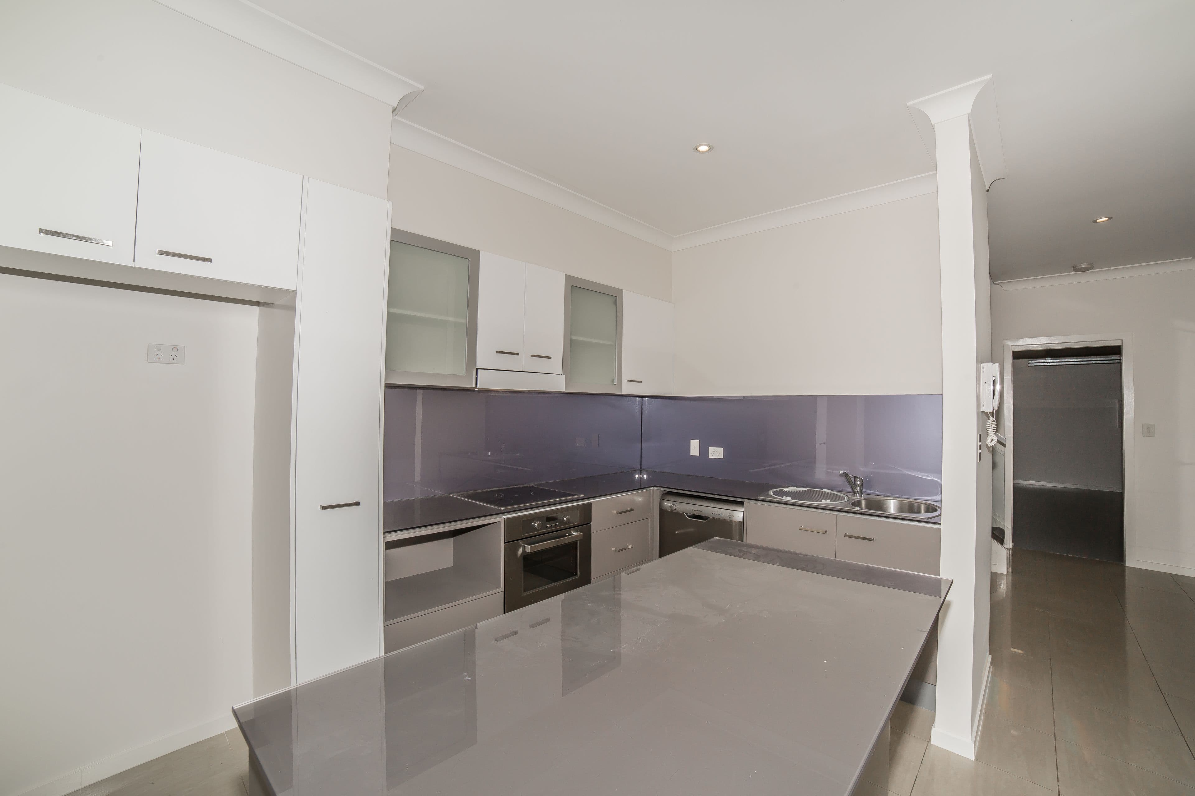 60 Broad Street, Labrador QLD 4215, Labrador - Thumbnail 4