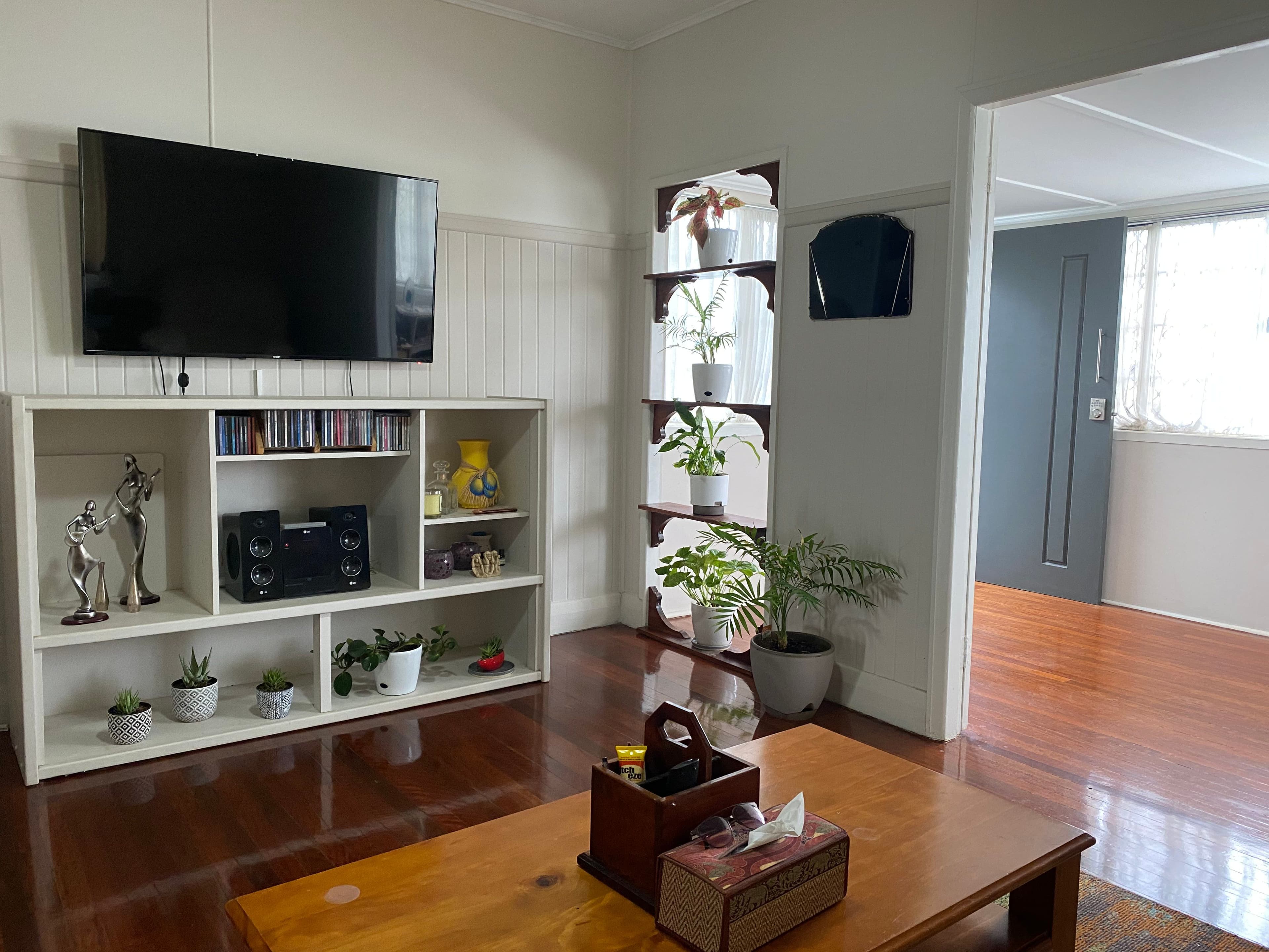 8 Hunter Street, Maryborough QLD 4650, Maryborough - Thumbnail 6