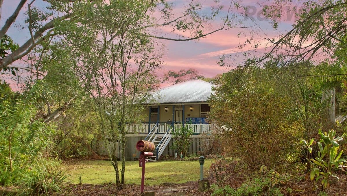 24 Charlotte Street, Blackstone QLD 4304, Blackstone - Thumbnail 3