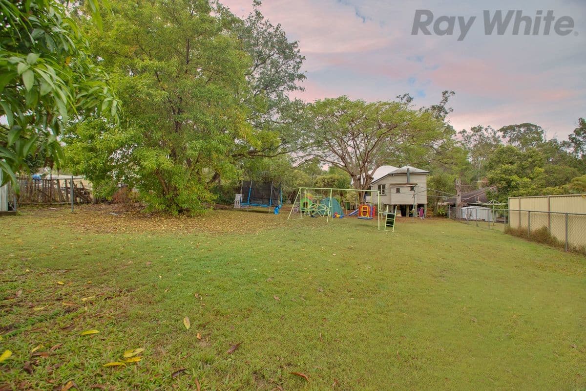 24 Charlotte Street, Blackstone QLD 4304, Blackstone - Thumbnail 4