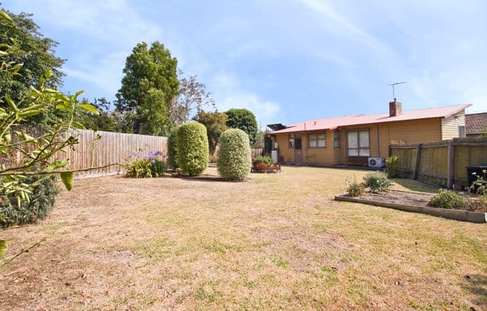 9 Ibbottson Street, WATSONIA VIC 3087, Watsonia - Thumbnail 7