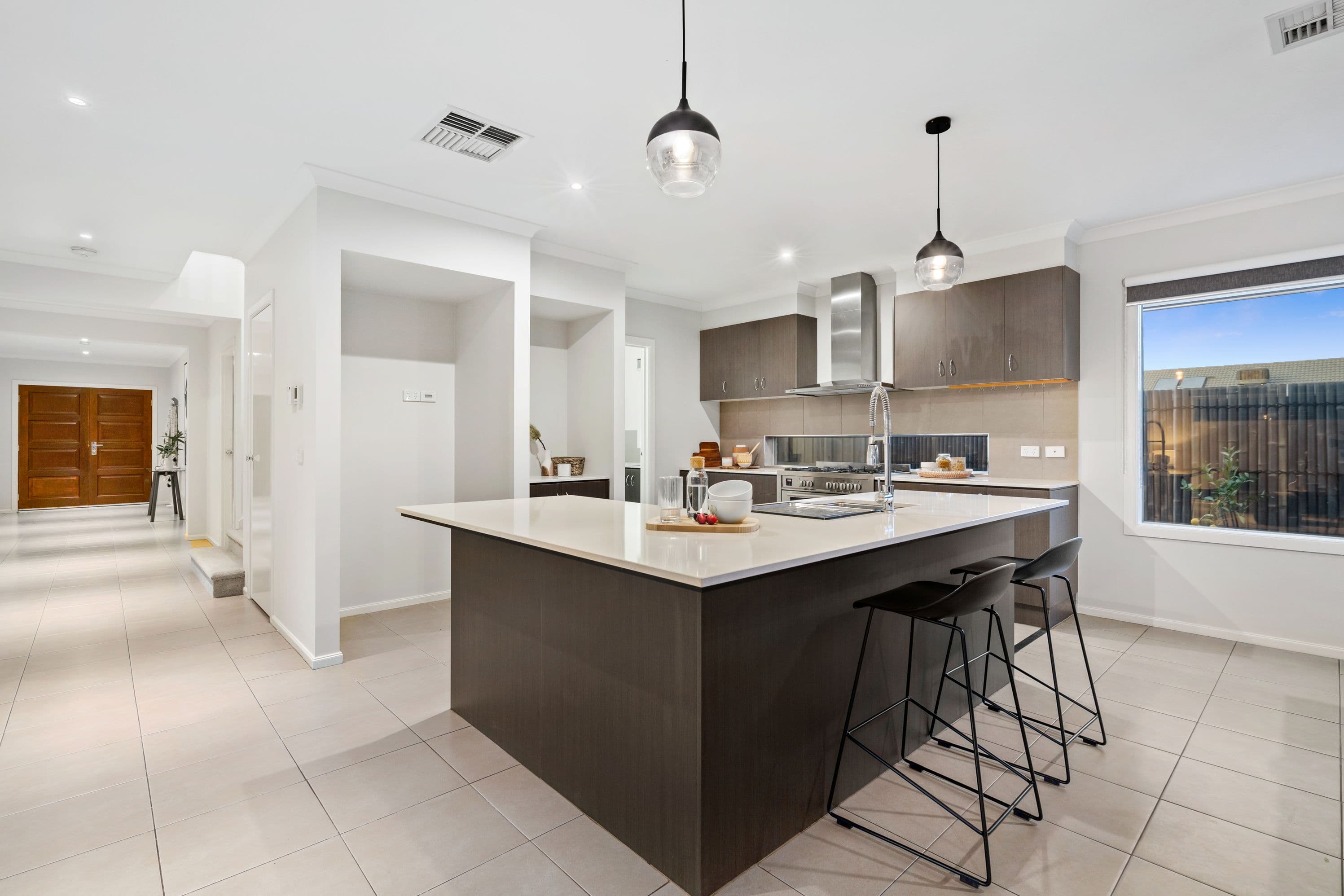 21 Sarissa Street, Lalor VIC 3075, Lalor - Thumbnail 2