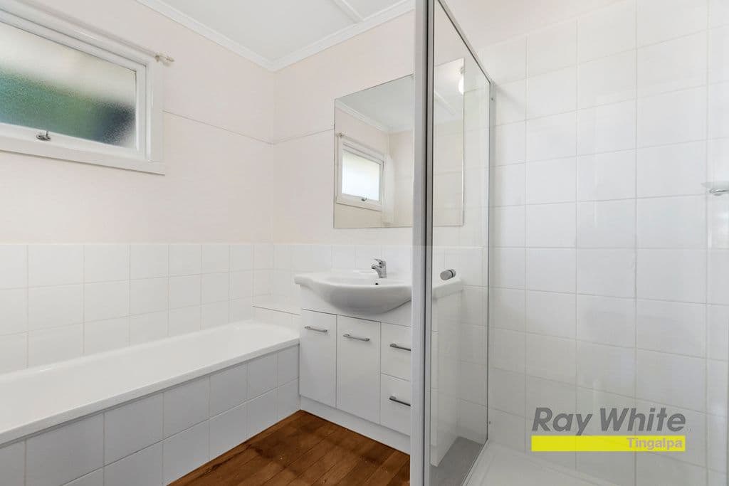 165 Wondall Road, Wynnum West QLD 4178, Wynnum West - Thumbnail 5