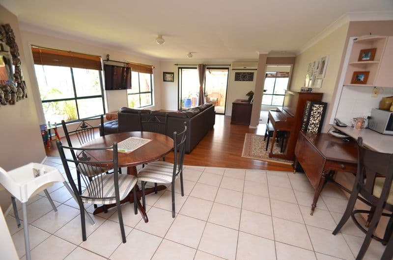 47 Marble Arch Place, ARUNDEL QLD 4214, Arundel - Thumbnail 4