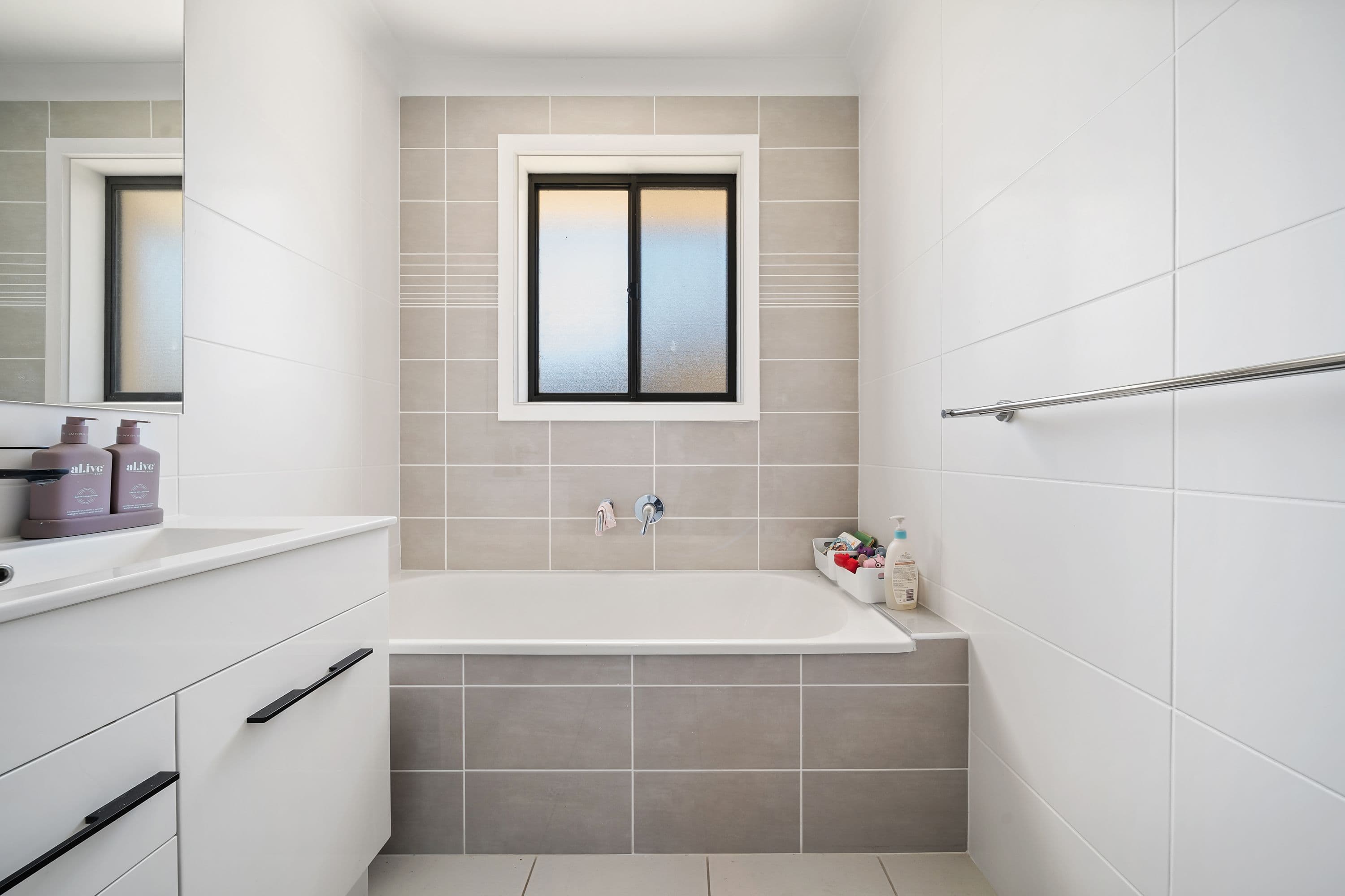 10 Dixon Road Buderim QLD, Buderim - Image 1