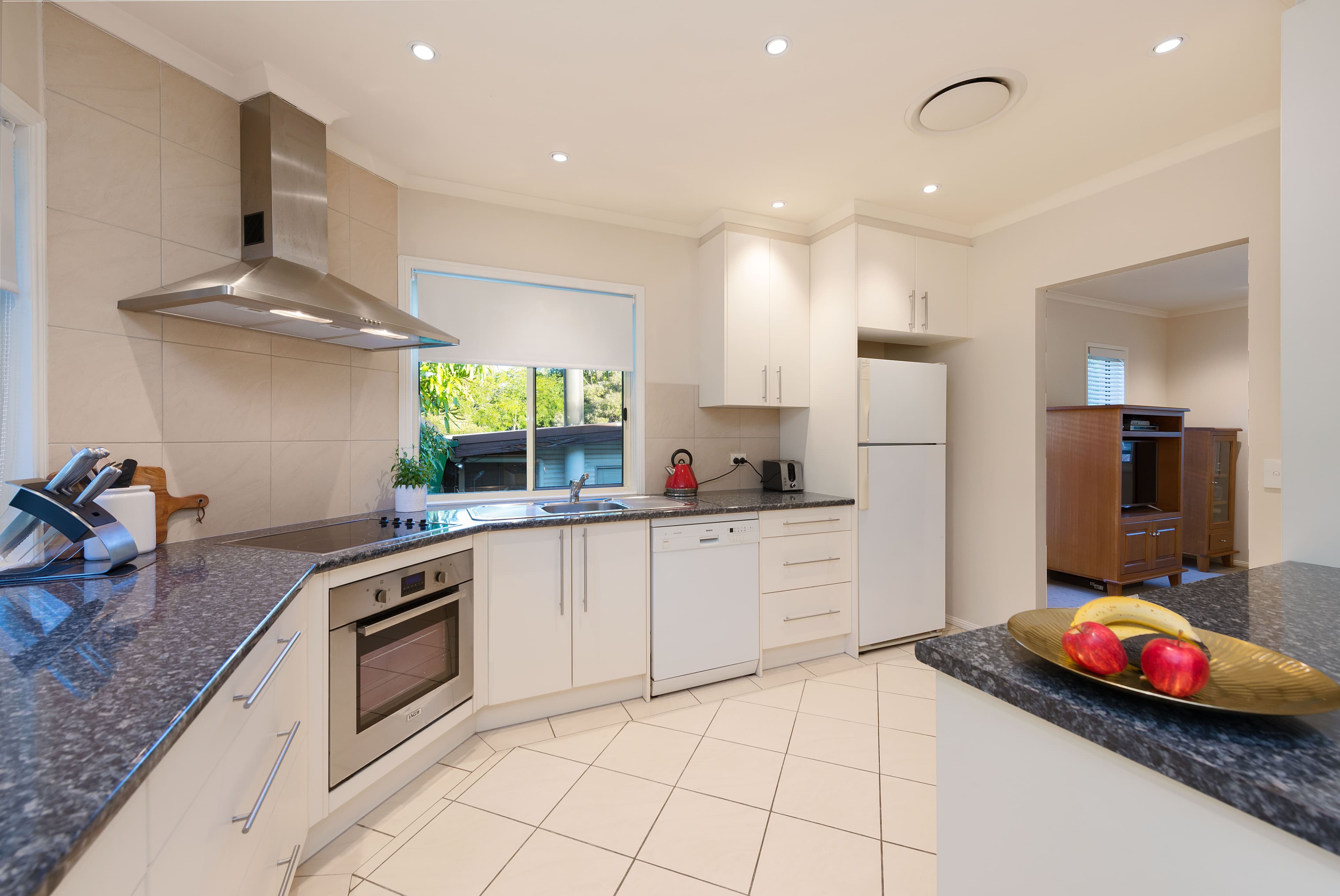 7 Glenella Street, The Gap QLD 4061, The Gap - Thumbnail 4