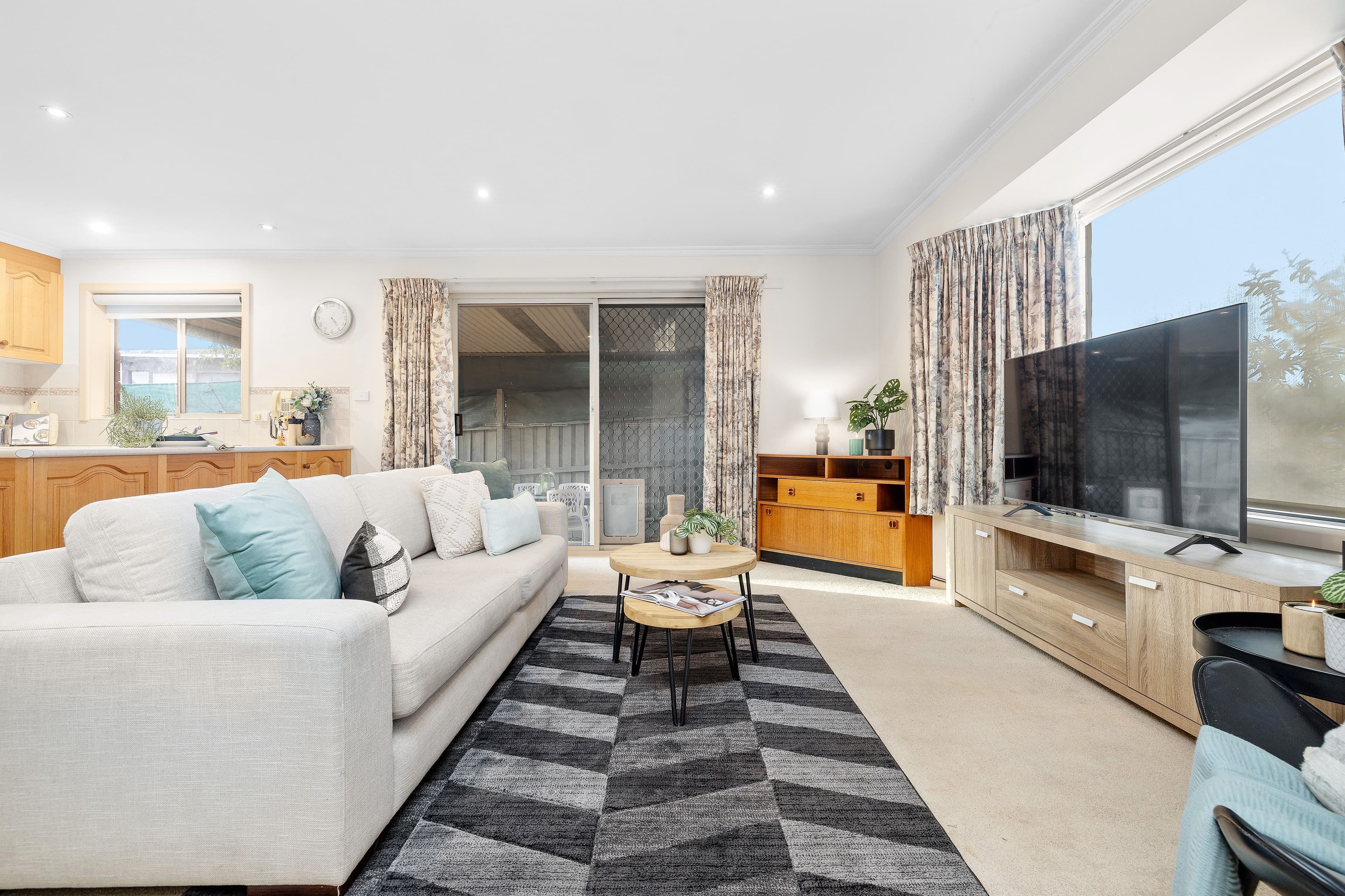 27 Rose Avenue, Boronia VIC 3155, Boronia - Thumbnail 2