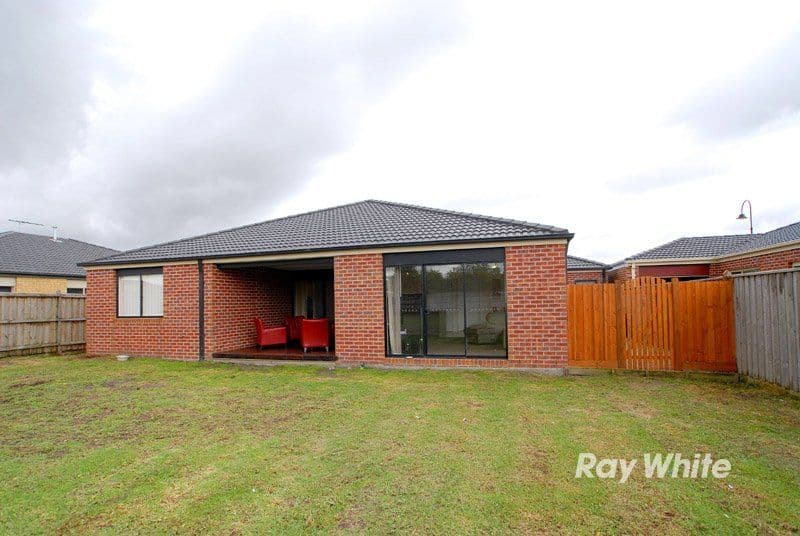 132 Rosebank Drive, CRANBOURNE NORTH VIC 3977, Cranbourne North - Thumbnail 6