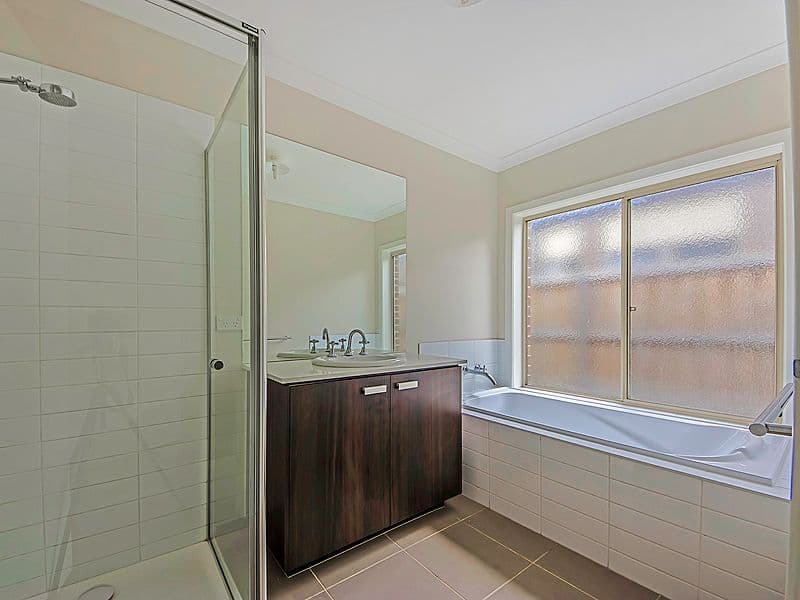 19 Isabella Way, Tarneit VIC 3029, Tarneit - Thumbnail 4