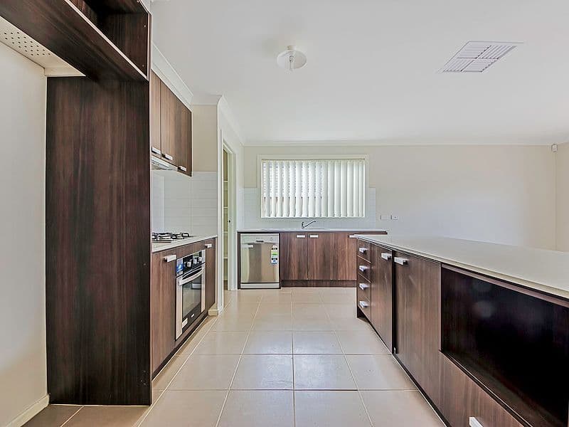 19 Isabella Way, Tarneit VIC 3029, Tarneit - Thumbnail 7