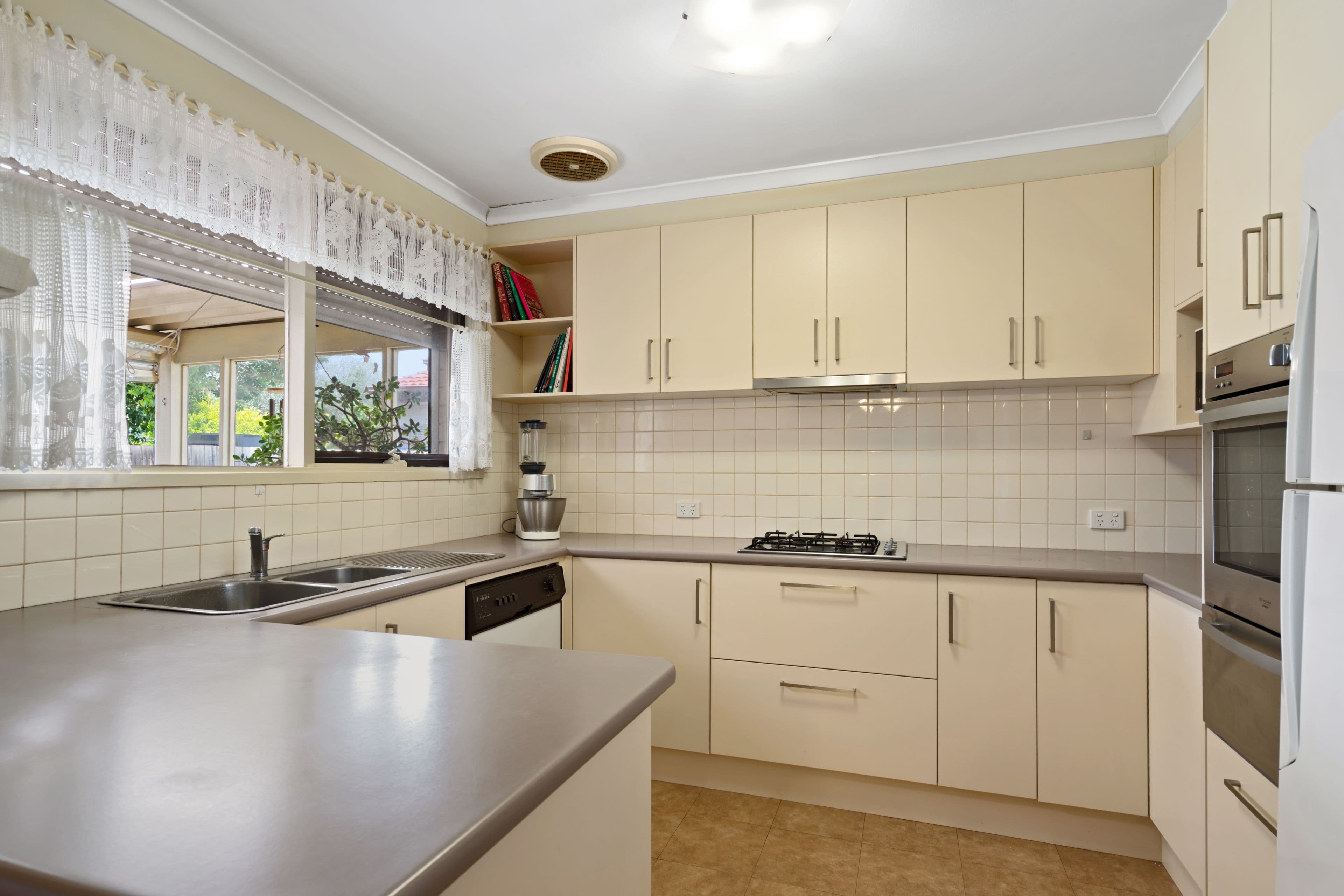1384 Plenty Road, Bundoora VIC 3083, Bundoora - Thumbnail 6