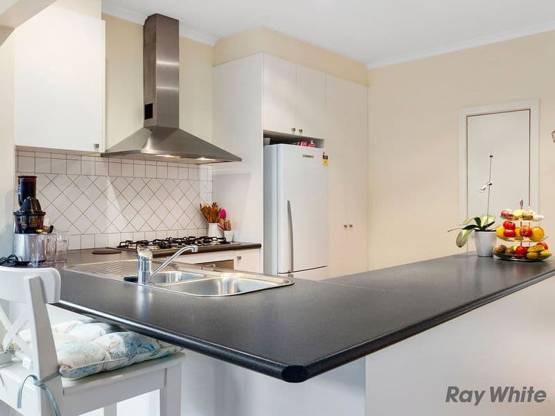 9 Burch Street, Blackburn North VIC 3130, Blackburn North - Thumbnail 4