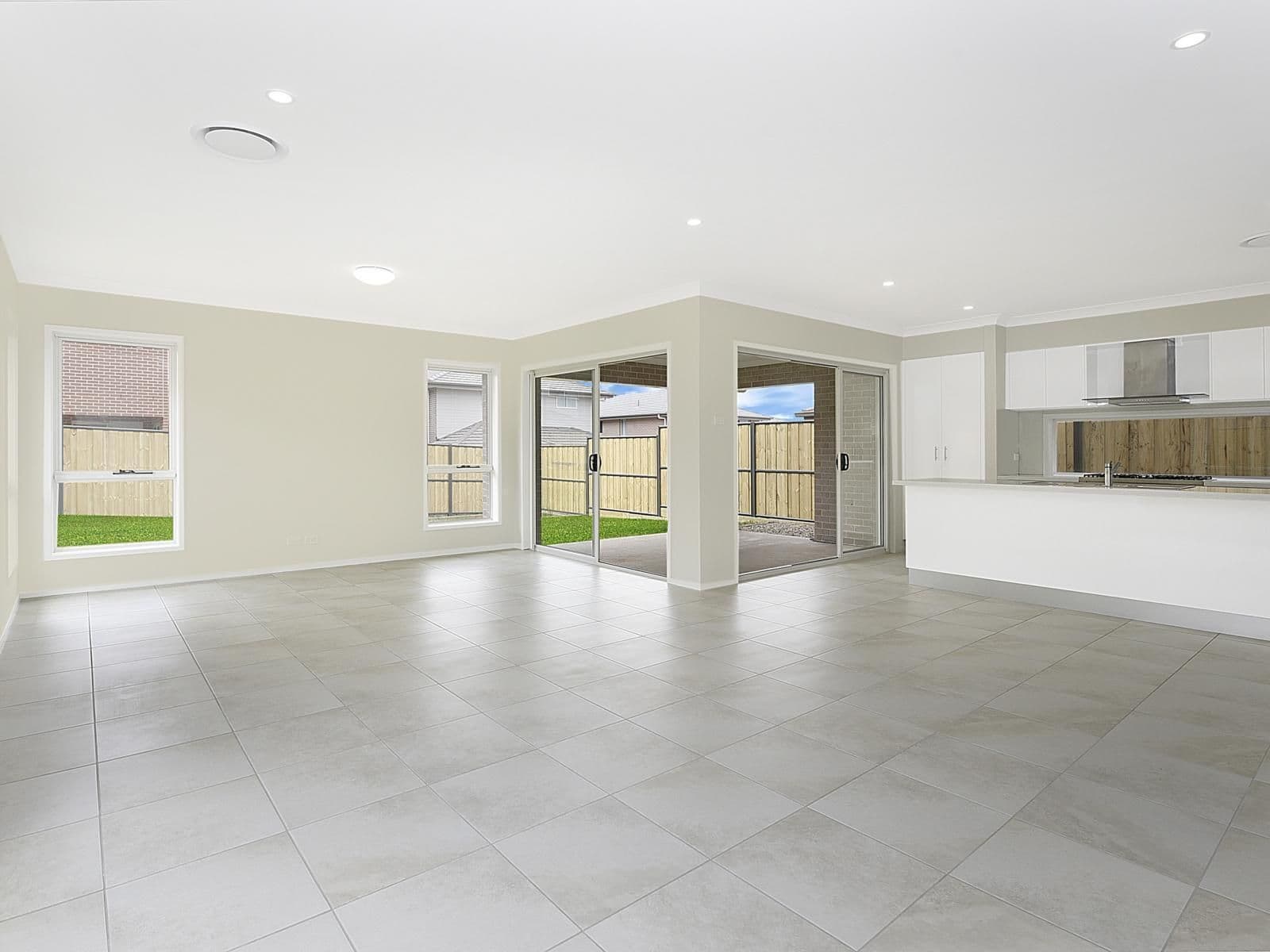 45 Kingfield Road, NORTH KELLYVILLE NSW 2155, North Kellyville - Thumbnail 2