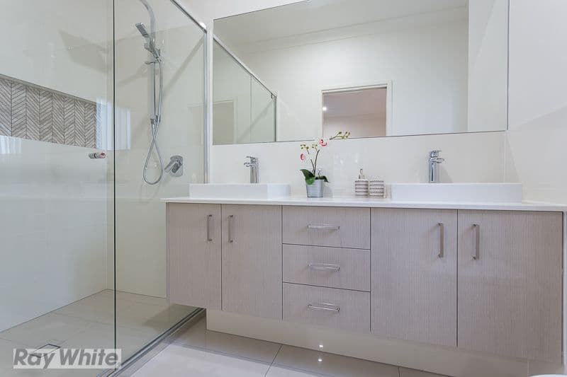 Unit 1, 6 Joshua Place, Redland Bay QLD 4165, Redland Bay - Thumbnail 5