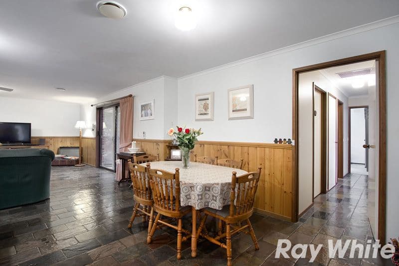 6 Peter Court, PAKENHAM VIC 3810, Pakenham - Thumbnail 2