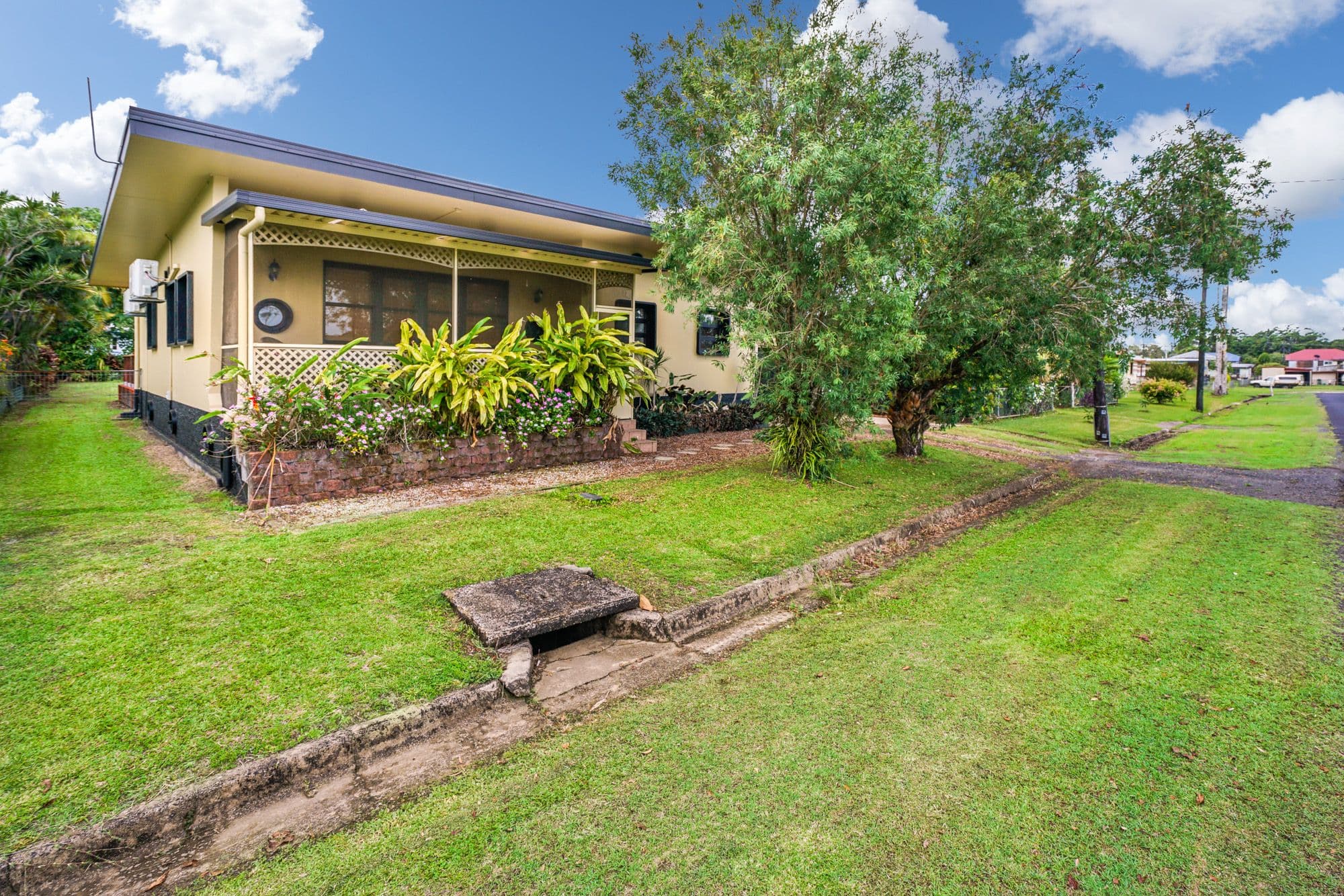 22 Riley Street, South Innisfail QLD 4860, South Innisfail - Thumbnail 2