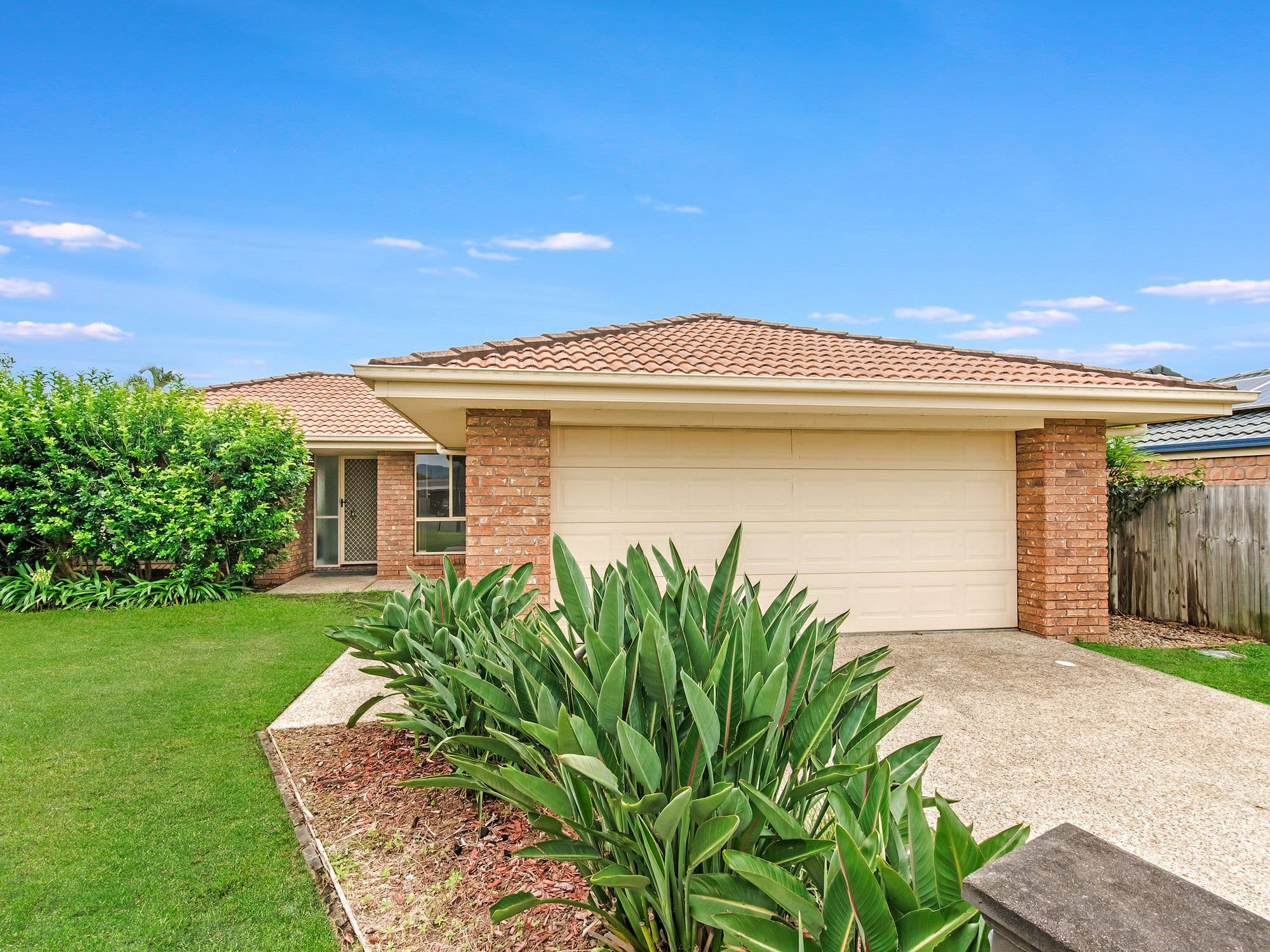 17 Daniells Court, Ormeau QLD 4208, Ormeau - Thumbnail 2