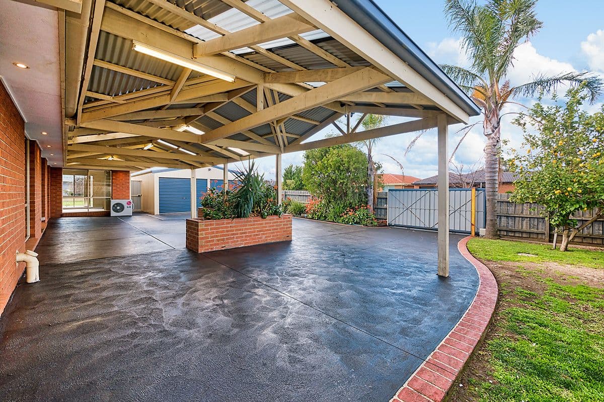 1 Chatham Close, Cranbourne East VIC 3977, Cranbourne East - Thumbnail 8