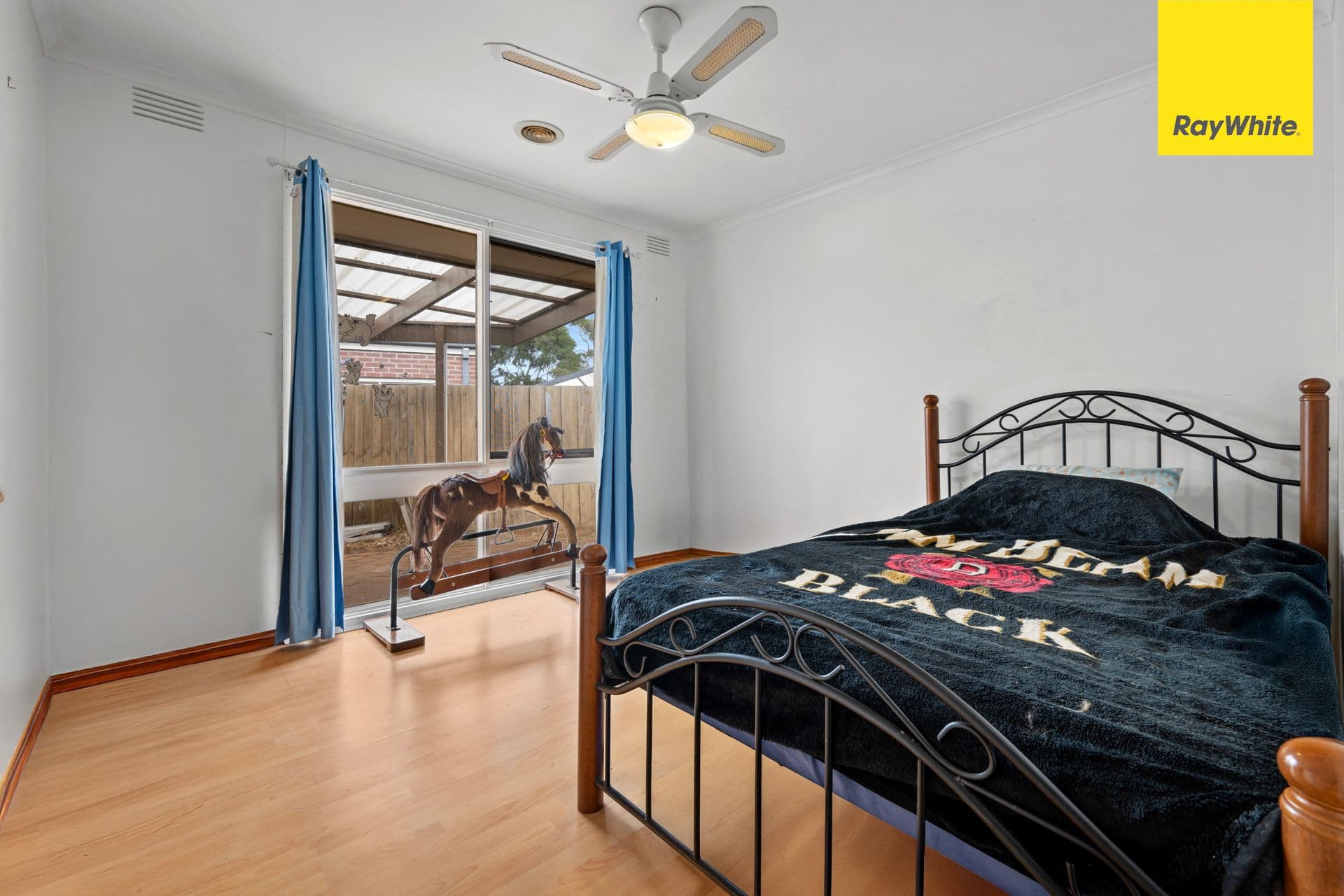 1 Gloucester Way, Melton West VIC 3337, Melton West - Thumbnail 8