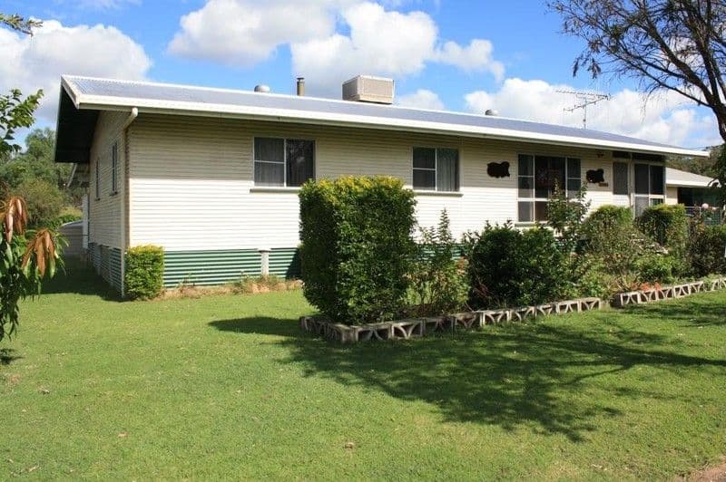 5 MacDonald Street, EIDSVOLD QLD 4627, Eidsvold - Thumbnail 4