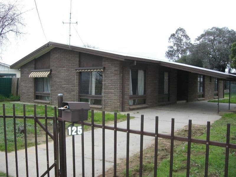 125 Fowler Street, DENILIQUIN NSW 2710, Deniliquin - Image 1