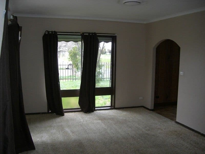 125 Fowler Street, DENILIQUIN NSW 2710, Deniliquin - Thumbnail 3